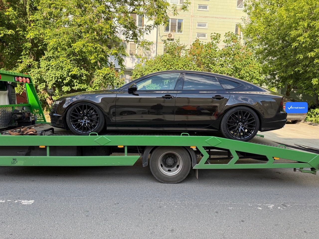 Audi A7: на эвакуаторе